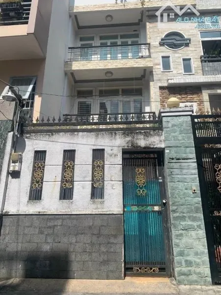 4x18m, 2 tầng, 2PN, 2wc. Hẻm xe hơi Tô Hiến Thành, Q10. Giá 18 triệu