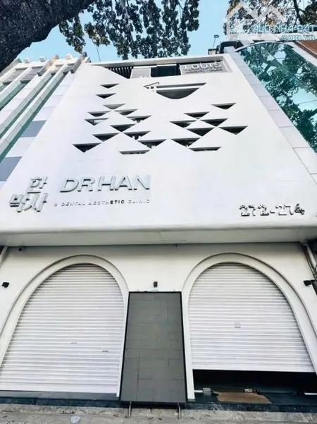 Cho thuê nhà mặt tiền số 272-274 đường 3 tháng 2, Phường 12, Quận 10,TP Hồ Chí Minh