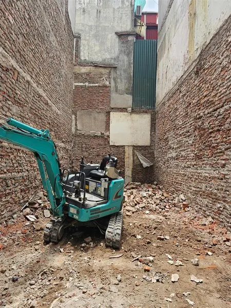 Bán đất thuỵ khuê sổ vuông vắn 42m2 đi bộ 2p ra mặt hồ tây 50m ra mặt đường thuỵ khuê