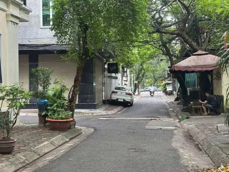 Bán nhà phân lô vip huỳnh thúc kháng ô tô tránh vỉa hè kinh doanh đỉnh nhà 2 mặt thoáng