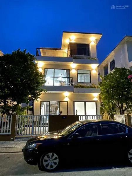 Chính chủ gửi bán biệt thự thăng long home hưng phú, nhà mới đầy đủ nội thất, vô ở ngay, sổ hồng