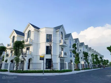 Biệt thự đơn lập 250m2 góc view hồ vinhomes green villas chính chủ thanh khoản nhanh giá tốt nhất
