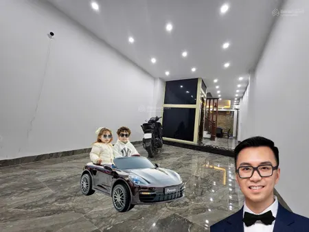 Nhà 6 tầng có thang máy lê trọng tấn, thanh xuân ô tô vào nhà gần vành đai 2.5