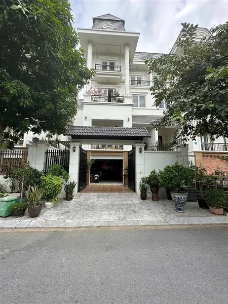 Chính chủ bán biệt thự kđt mới lideco trạm trôi. 145m2 x 5t mt9m giá 25,8 tỷ.