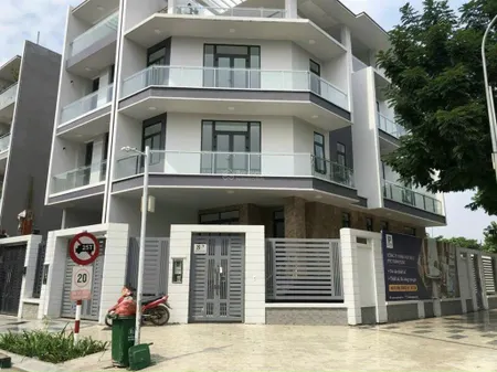 Siêu phẩm chdv 2mt ngay aeon bình tân, 17x37m, 5 tầng hđt 200 triệu, giá 49 tỷ giảm sâu còn 45 tỷ