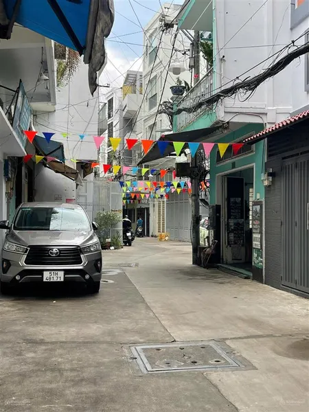 Hxh quay đầu huỳnh văn bánh, 86m2, 4 tầng, 9 phòng chdv, đang khai thác 35 triệu/tháng!