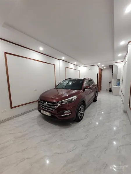 Trương công giai 55m x 8 tầng thang máy , mt 4,3 ngõ thông ô tô kinh doanh giá 19.3 tỷ