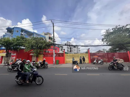 Khuôn đất lớn gần 2000m2 dành cho khách xây building, ngang 34m