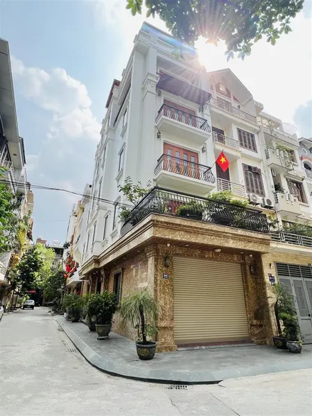 Bán lk lô góc kđt văn quán,134m2,giá41tỷ , kinh doanh ,giữ tiền .