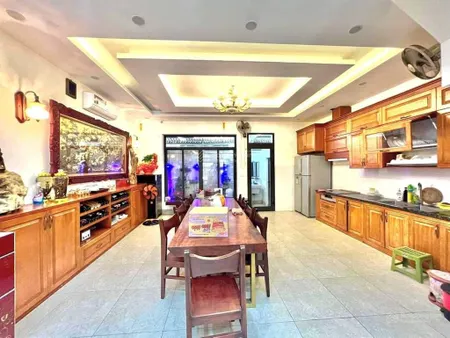 Bán biệt thự phân lô phố thọ tháp, cách phố 1 nhà, 105m2 mặt tiền 6m, giá nhỉnh 40 tỷ