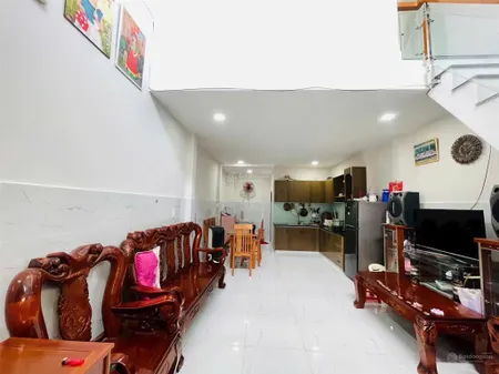 Nhà tx24 gần tô ngọc vân, 2pn, đường thông ô tô