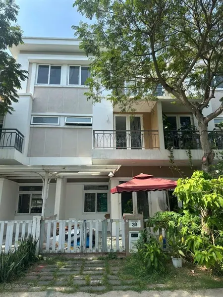 Bán nhà kdc phong phú 4, khu liền kề 75m2 (5x15m) giá chỉ 7 tỷ 3 tầng