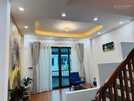 Nhà mới đẹp tại tứ hiệp cần bán dt 45m mt 4.2m giá 5.55 tỷ