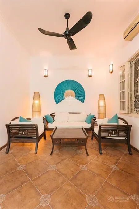 Nghi tàm 2 thoáng trước sau homestay dòng tiền ổn định 360tr/năm mặt tiền khủng