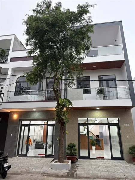 Dt 5x18 giá 5.1 tỷ, bán nhà mới xây dựng mặt tiền đường đoàn thị điểm phước nguyên bà rịa