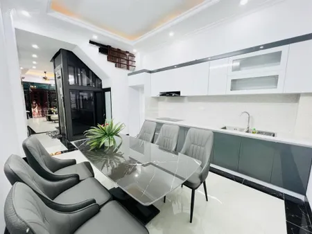 Bán nhà minh khai 5 tầng thang máy ba gác đỗ cửa 10,5 tỷ