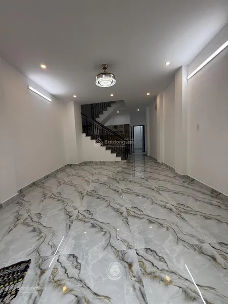 Âu dương lân q8 nhà ở hẻm xe hơi 68m2 ngang 4.2m nhỉnh 6t