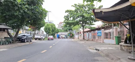Bán đất 120m² giá 72 tỷ Phường Long Trường
