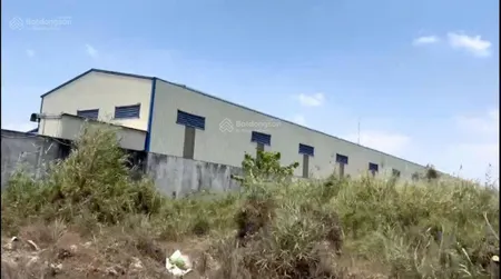 Bán xưởng 2300m2 xây full, cách tl 10 tầm 800m, giá 24 tỷ, đường xe công, giáp ranh bình chánh