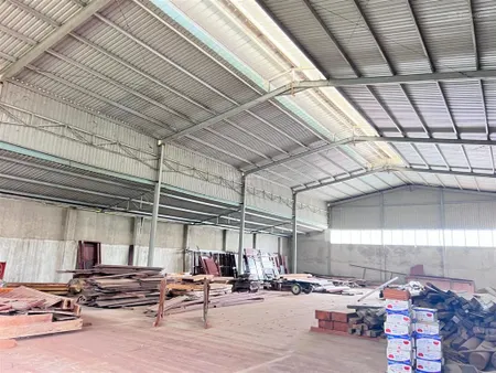 Bán xưởng xã phú an bến cát dt 3000m2 tc 700m2, 2 mặt tiền đường, shr, đường xe công. giá 16tỷ