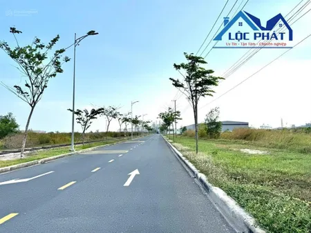 Bán đất skk xây dựng xưởng 10.000m2 giá chỉ 36,2 tỷ. kcn bà rịa vũng tàu 0937 980 ***