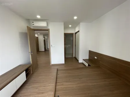 Chính chủ bán căn góc 3pn 100m2 chung cư jardin sài đồng tầng 9 đã có nội thất cơ bản ở ngay