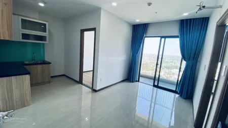 (không đăng giá ảo)chính chủ gửi bán căn góc 2pn/2wc bcons plaza giá 2,1 tỷ sổ sẵn