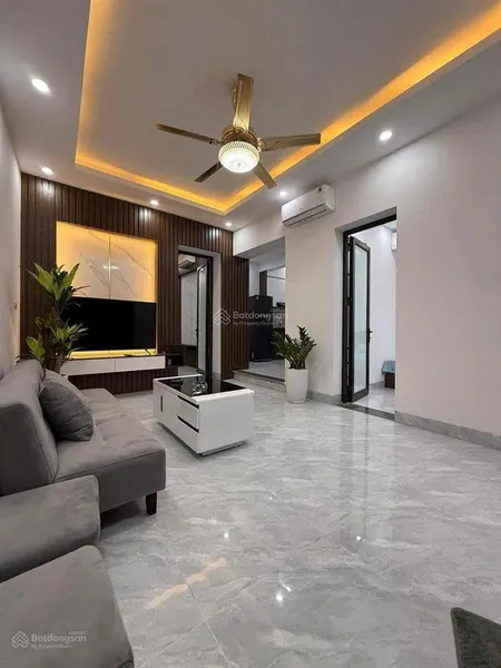 Hoa hậu! tập thể thái hà, đống đa, tầng 1, lô góc, kd, 65m2 2pn nhà đẹp chỉ 4,69 tỷ