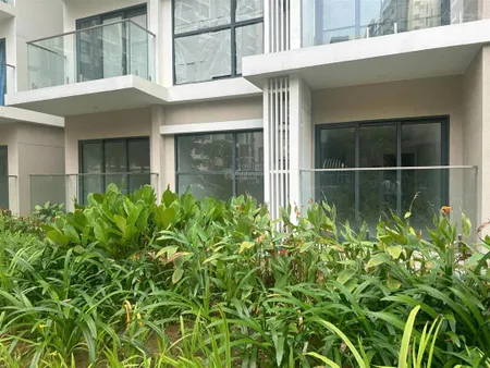 Căn trệt brilliant 112m2 2pn 2wc view nội khu ngay hồ bơi. 0933 532 ***