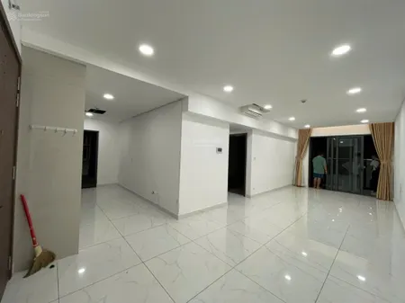 Brilliant 96m2 2pn 2wc, view công viên nội khu, hướng đông nam, tầng thấp. 0933 532 ***