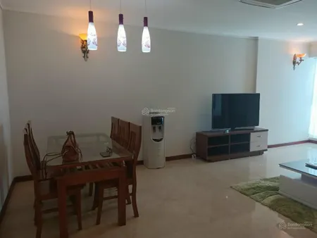 Bán căn hộ 114m2 l1 l2 ciputra 3 ngủ nội thất đầy đủ 0974 606 ***