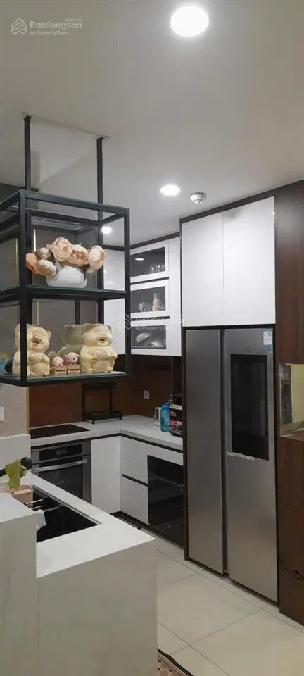 Bán căn hộ emerald 2pn + 1wc, giá 3 tỷ 850, tầng thấp, view thoáng mát, nhà mới