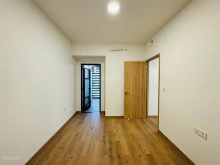 Chính chủ cần bán căn 2pn 1wc 61m2 block ak8 nội thất cơ bản view đẹp giá 3,6 tỷ bao phí