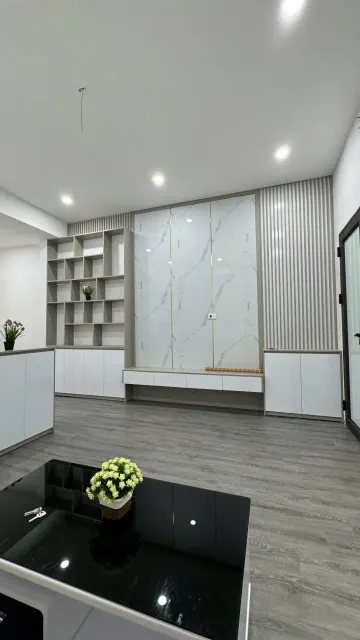 Bán căn hộ Tập thể Cơ khí Hà Nội đối diện Royal City, nhà đẹp ở luôn khép kín