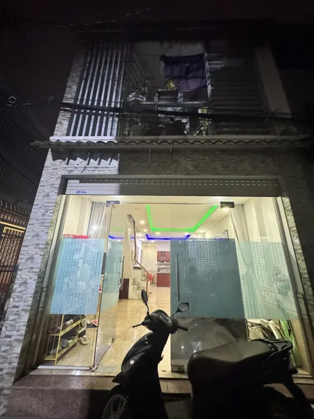 BÀN NHÀ MỚI KENG DỌN VÀO Ở NGAY ĐƯỜNG SỐ 13 - LINH XUÂN - THỦ ĐỨC - 2 TẦNG - 44M2 - SỔ VUÔNG A4 - CHỈ 3,6 TỶ.