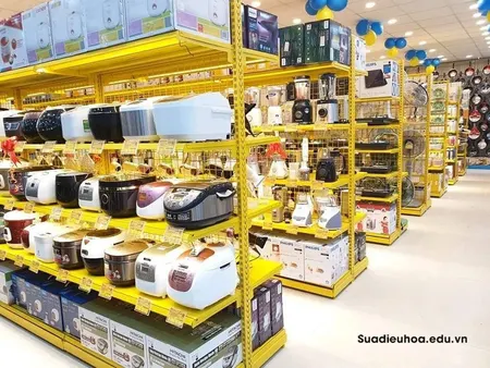 ► Mặt Tiền Điện Biên Phủ, 135m2, ngang 7.2m, 2 tầng, vị trí kinh doanh VIP