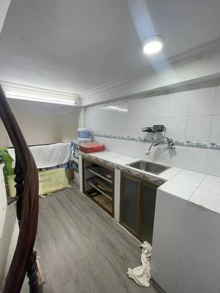Cho thuê nhà nguyên  căn thuê Hàng Cháo 5 tầng, 3 ngủ, 2 vệ sinh chỉ 7 Triệu (có tl)