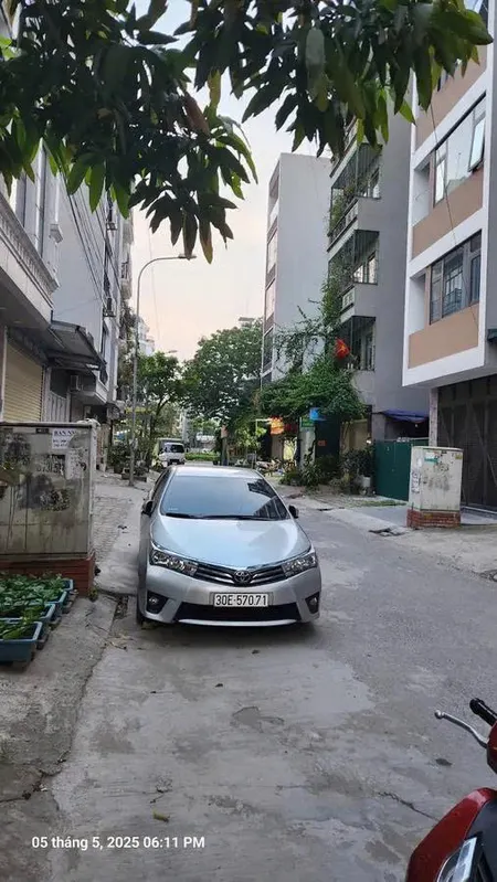 Bán nhà Hòa Bình – Hà Đông 54m2 x 3 tầng, MT 4.9M Giá 4.5 tỷ - Phân lô Ô tô đỗ cửa