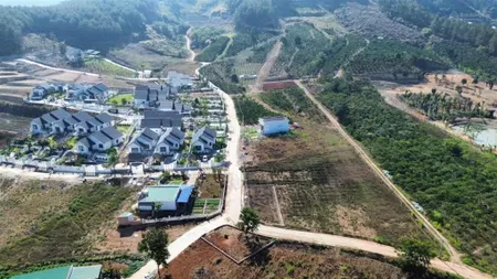 2600m² đã có thổ cư, giá chỉ 2 tỷ 9, nằm trong cụm nghỉ dưỡng view xịn