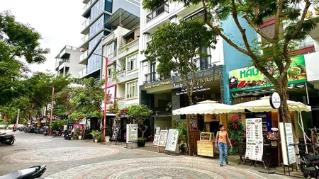 Bán cặp đất phố đi bộ an thượng 3. diện tích 180m. cách biển 100m. cặp duy nhất được chào bán.