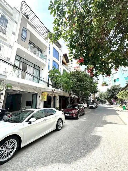 Chính chủ bán đất mặt tiền phan huy chú dt 5x18m=91m2 vip đường 11.5 tỷ