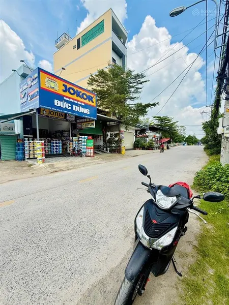 Bán lô đất mặt tiền đường khuôn vàng 5 x 16 m chỉ 5 tỷ hơn