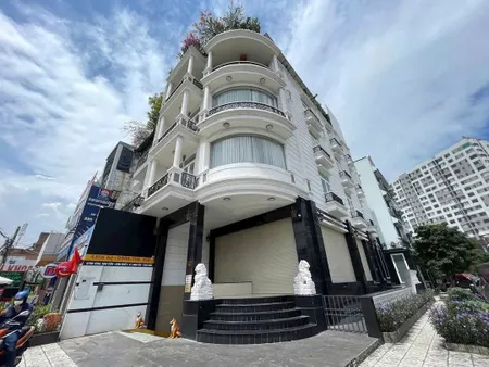BDS  HVL - CHO THUÊ TOÀ NHÀ GÓC 2 MT - Q. THỦ ĐỨC