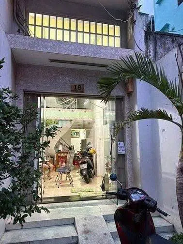 CHO THUÊ NHÀ NỞ HẬU MẶT TIỀN ĐƯỜNG NGUYỄN CÔNG TRỨ, QUẬN BÌNH THẠNH