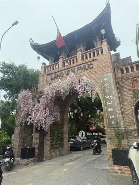 Bán đất ngay dịch vụ vạn phúcmỗ lao ôtô qua kinh doanh 50,5m mt 4,06m giá chỉ hơn 10tỷ