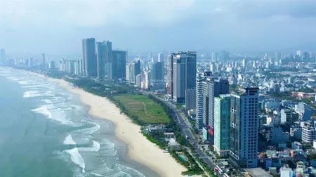 Mặt tiền đường hồ nghinh, cách biển mỹ khê 300m. hướng đông. 355m2