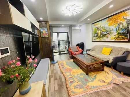 Bán căn 3pn, 2vs cc goldsilk vạn phúc, nhà đẹp như hình, ban công đông nam