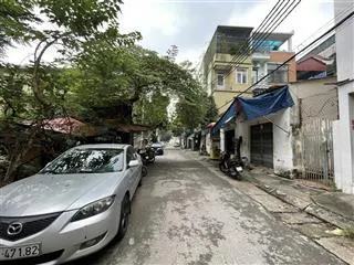 Bán căn hộ tập thể tầng 2 phố kim mã thượng