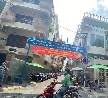 Bán nhà hẻm xe hơi Lý Văn Phức, Tân Định, Q1.