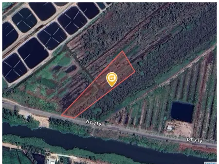 Bán đất 83000m² ngang 230m giá 99.6 tỷ Xã Mộc Hóa